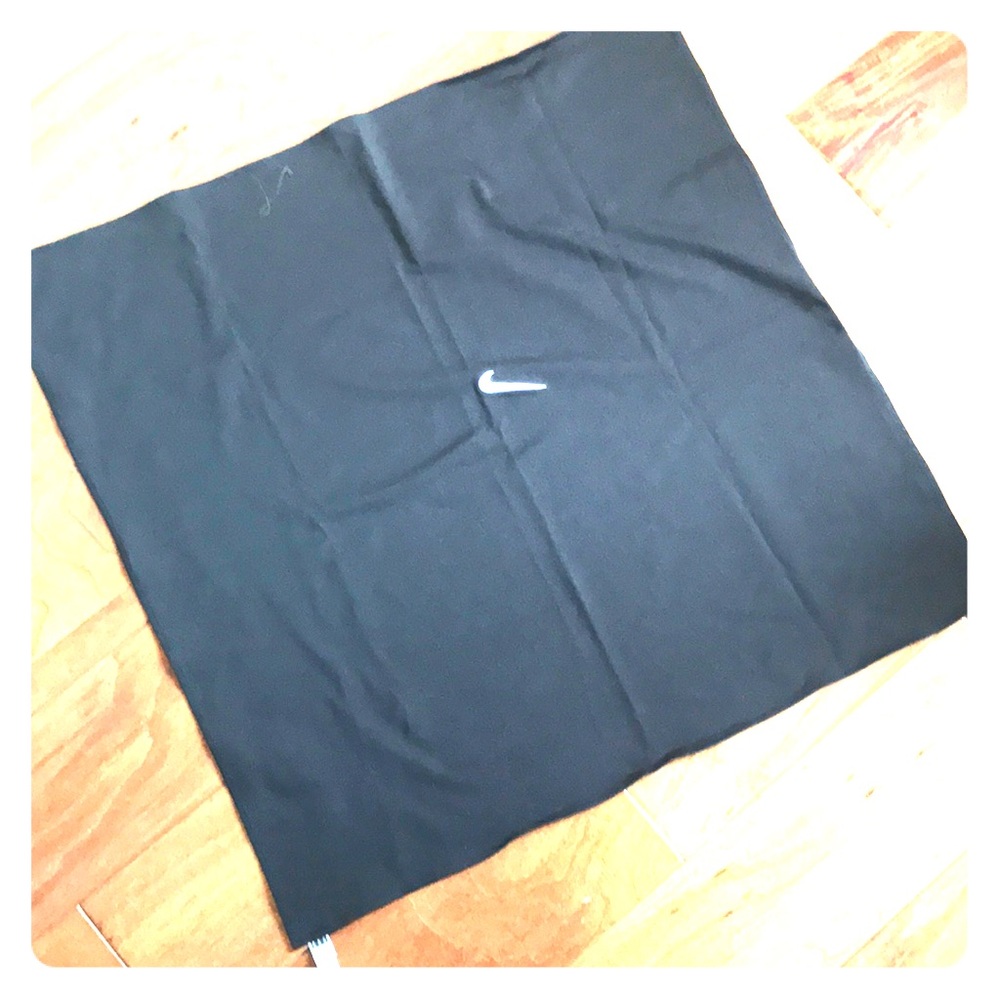 Black Nike cotton/polyester bandana/head wrap